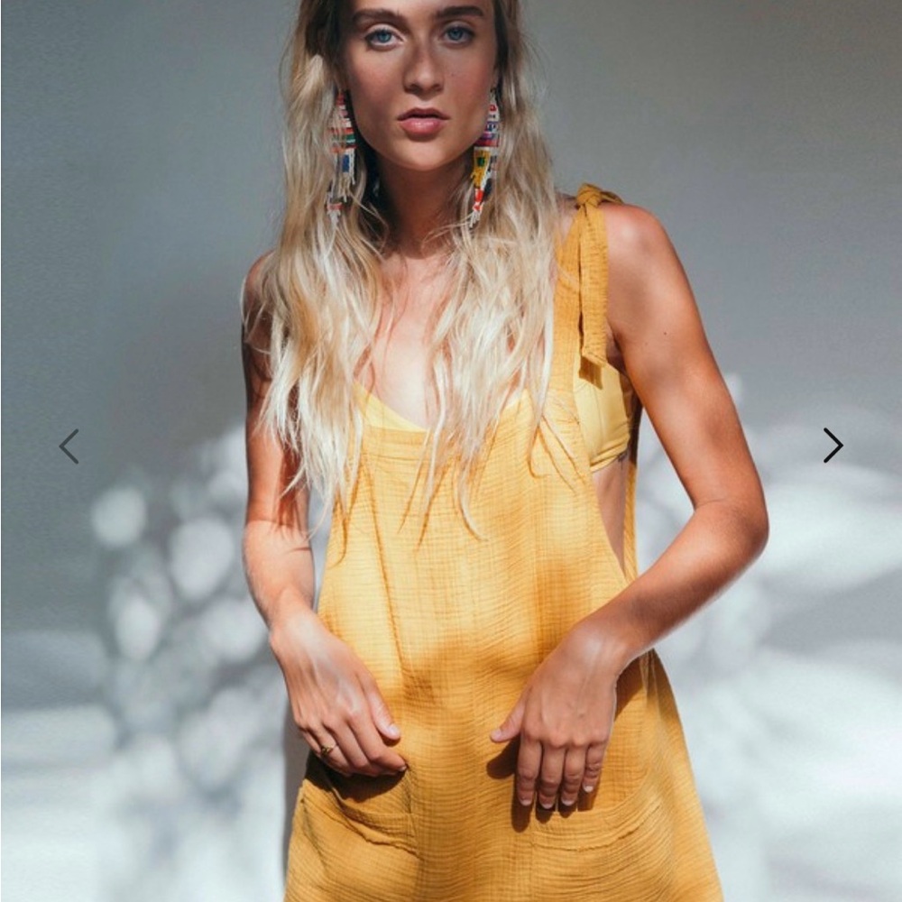 Billabong Girl on the Run dungarees size L
